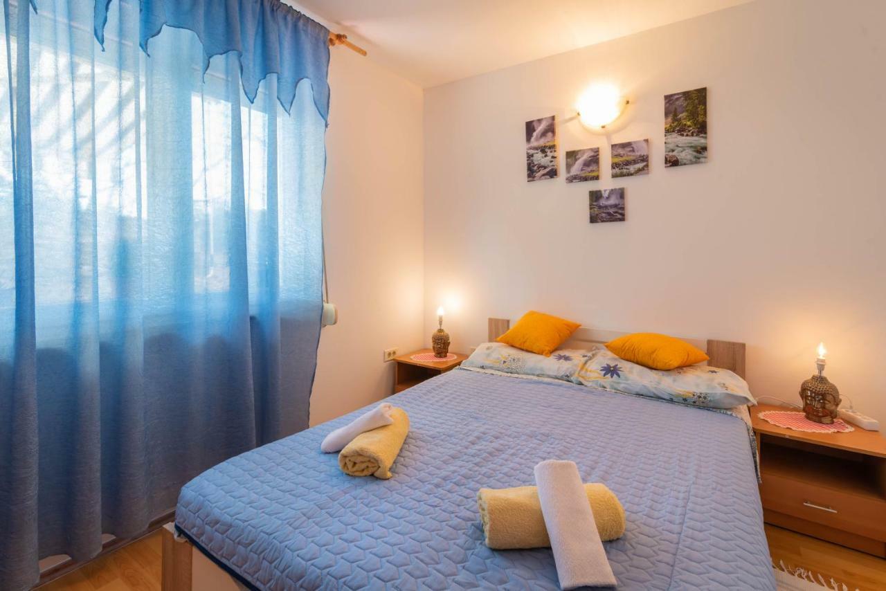 Nostress Apartment プーラ エクステリア 写真